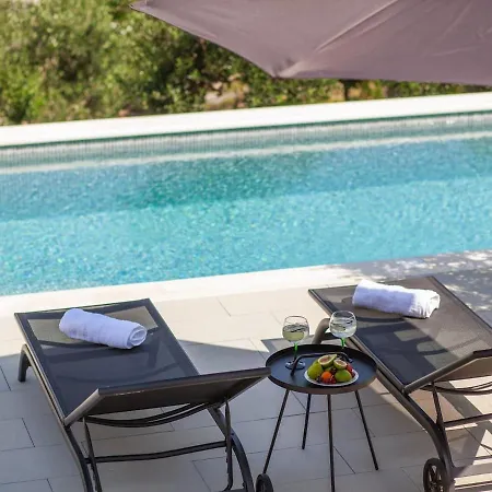 Griggio Vakantiehuis Krvavica